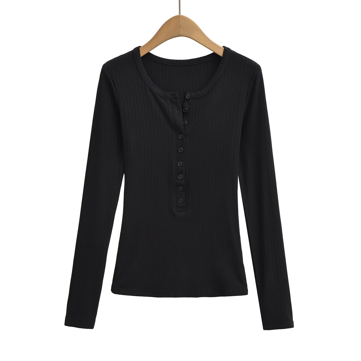 Slim fit long sleeved pullover T-shirt