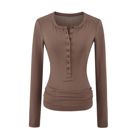 Slim fit long sleeved pullover T-shirt